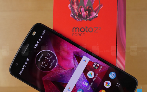 T-Mobile AT＆T和Sprint的Moto Z2 Force機主被告知“