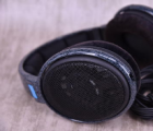 SENNHEISER HD 560S有線耳機(jī)的售價(jià)為18990盧比