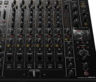 先鋒DJ混音器DJMV10具有6通道4頻段均衡器和3頻段主隔離器