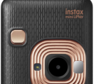 富士膠片周二發(fā)布了一款新的混合數碼即時相機Instax Mini LiPlay售價為159.95美元