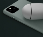 插上電源后谷歌Pixel5的反向無(wú)線充電功能會(huì)打開(kāi)