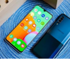 三星GalaxyA90手機概念圖通過彈出式攝像頭公開發(fā)布