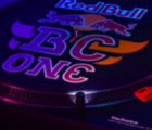 Technics與RedBull合作推出限量版SL1210唱盤