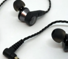 CreativeAurvanaTrio入耳式耳機評測