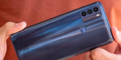 摩托羅拉MotoG50正在接收Android12穩(wěn)定更新