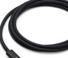 Apple現(xiàn)在以199美元的價(jià)格提供3米長(zhǎng)的Thunderbolt4Pro編織電纜