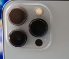 Apple的iPhone14Pro可能配備龐大的攝像頭陣列