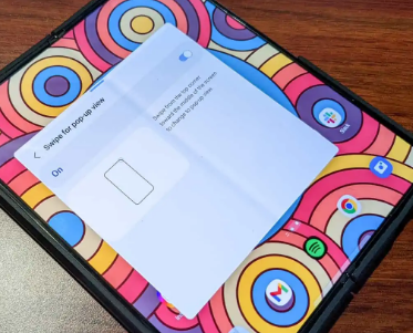 如何在三星GalaxyZFold4上滑動彈出視圖