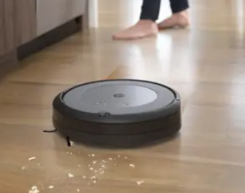 購買iRobotRoombaComboi5+掃地機(jī)器人立省200美元