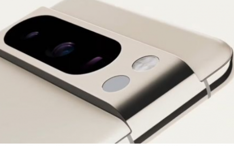 Pixel8出現(xiàn)奇怪的滾動問題但谷歌表示用戶必須等到今年晚些時候才能修復(fù)