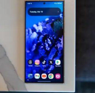 三星GalaxyS25Ultra顯示屏尺寸將保持不變