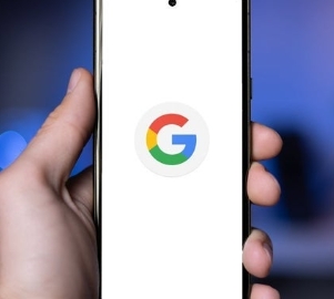 Android上的Google應用正在測試幾種不同的瀏覽器底欄布局